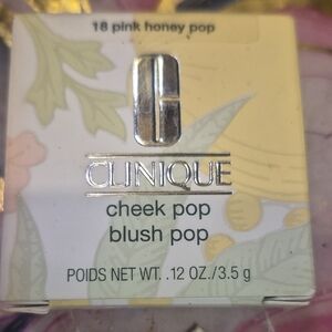 Clinique Cheek Pop Blush in Pink Honey Pop